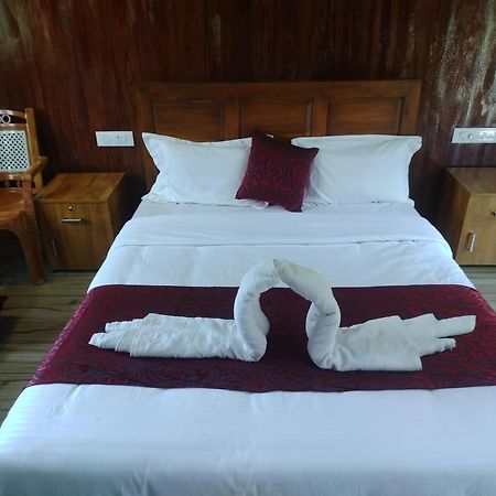 Don'S River Valley Jungle Resort Maraiyūr Exterior foto