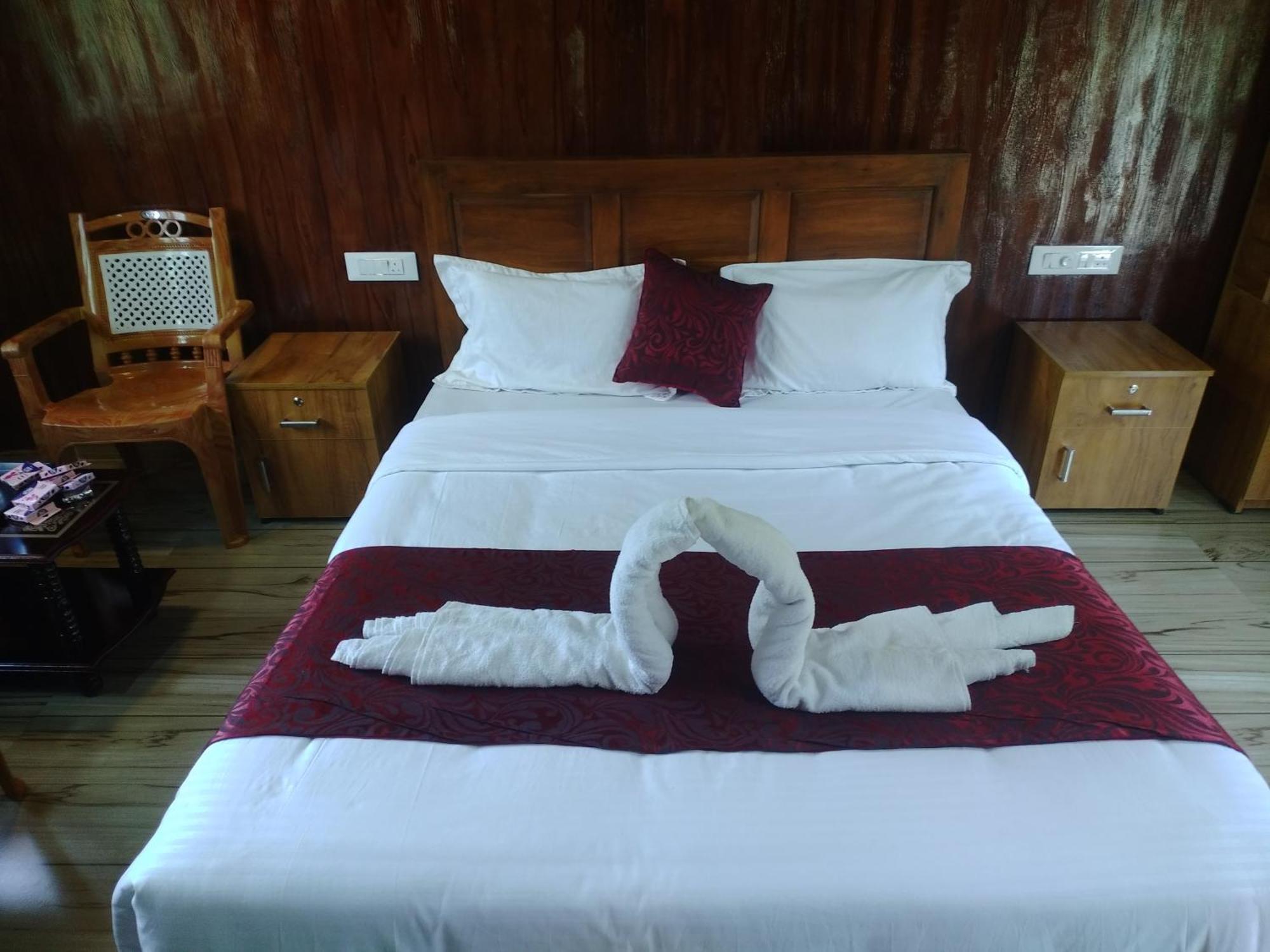 Don'S River Valley Jungle Resort Maraiyūr Exterior foto
